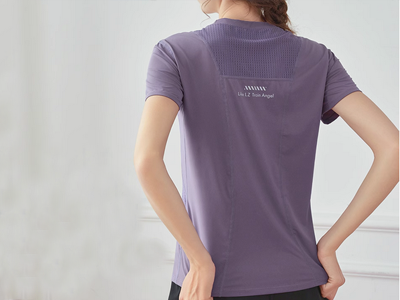 Quick drying T-shirts , gym T shirts ，yoga clothes